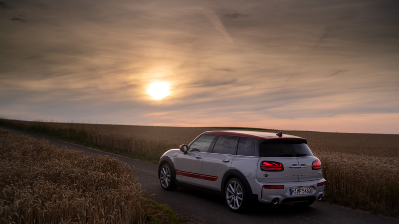 Illustration for article titled With 306 HP, The 2020 Mini JCW Clubman Becomes A Legit Hot Hatchback With Barn Doors